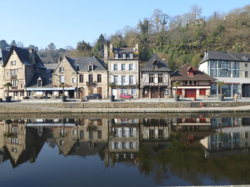 Appartement Des Remparts Dinan Exteriör bild