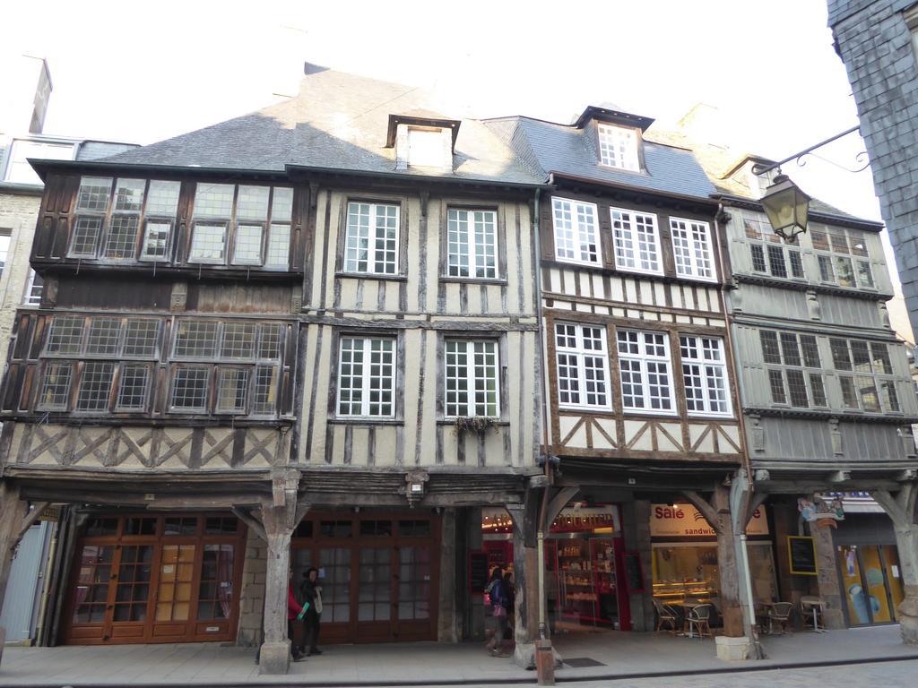 Appartement Des Remparts Dinan Exteriör bild
