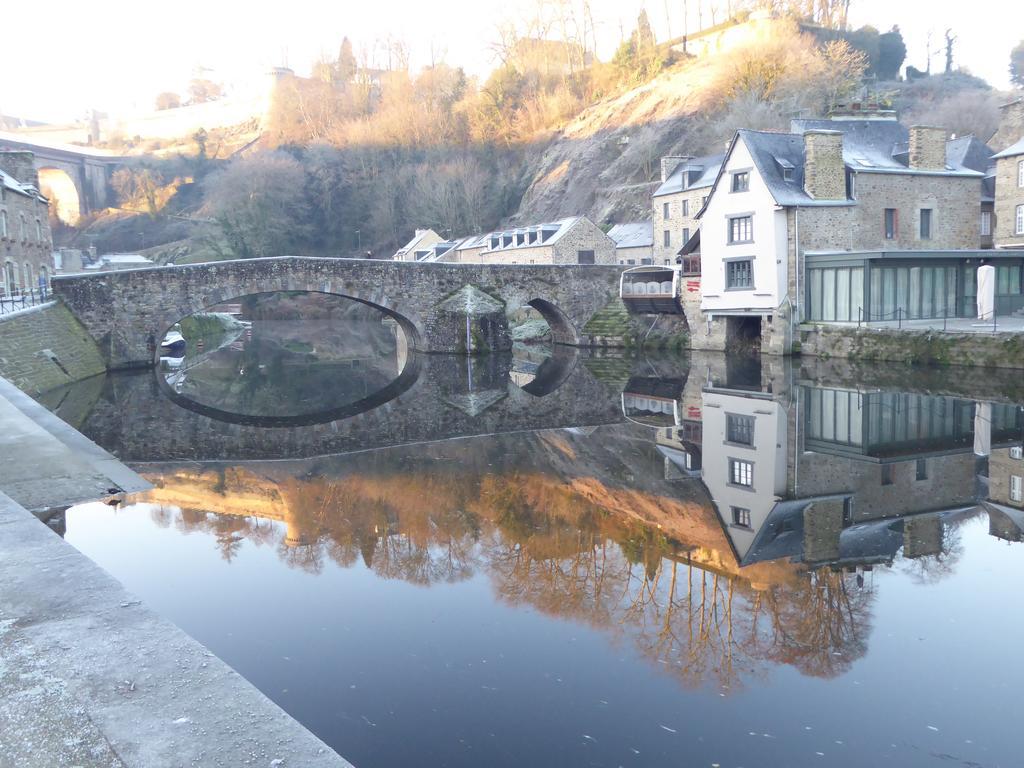 Appartement Des Remparts Dinan Exteriör bild