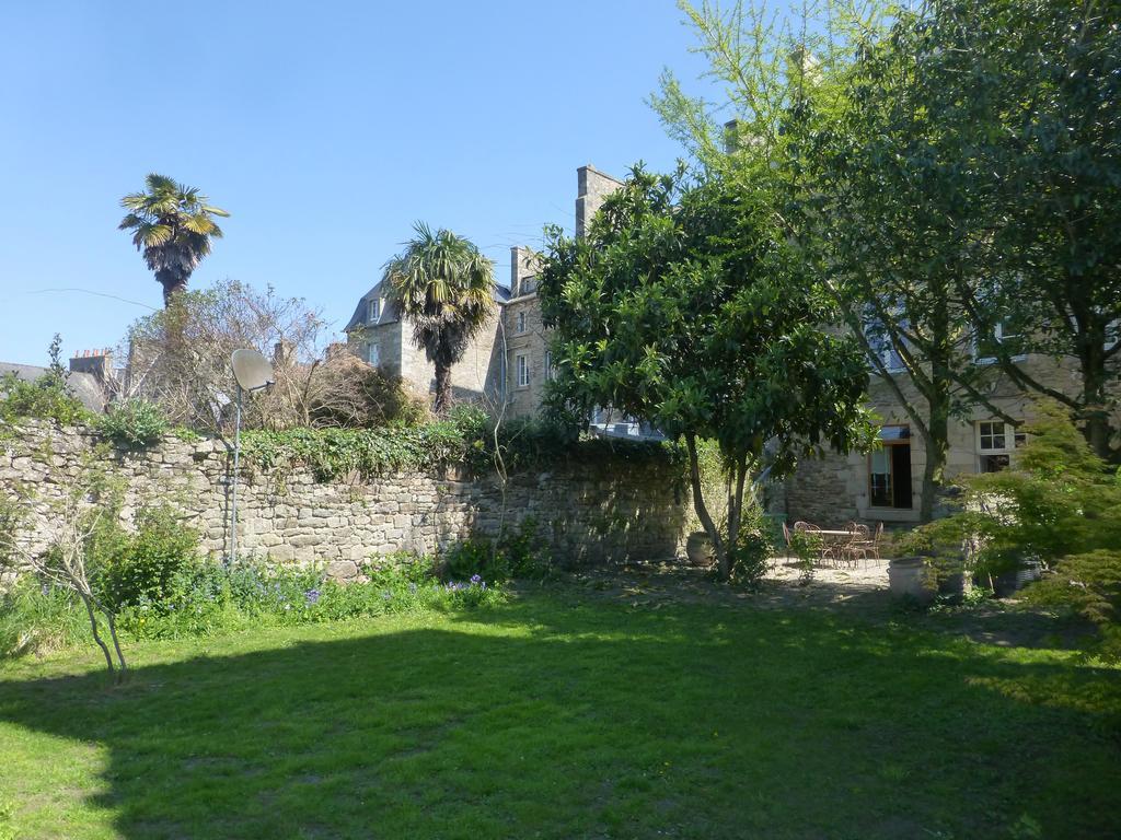 Appartement Des Remparts Dinan Exteriör bild